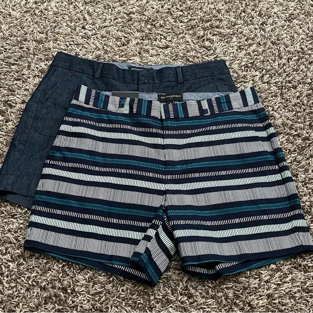 Lot of 2 Banana Republic Factory Shorts